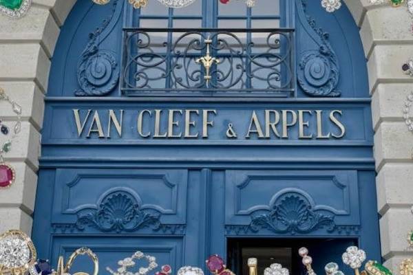 Csillogás és üldöztetés – A Van Cleef & Arpels zsidó története